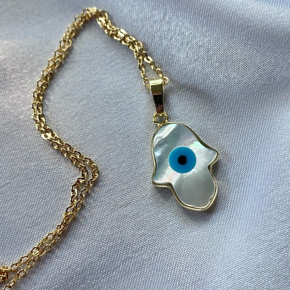 *Jihane* Hamsa Evil Eye Protection Necklace - Picture 9 of 9
